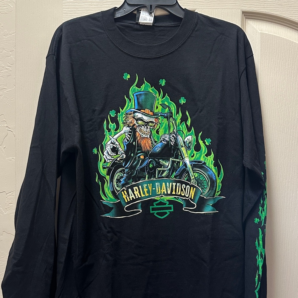Harley-Davidson Black and Green Graphic Long Sleeve Tee
